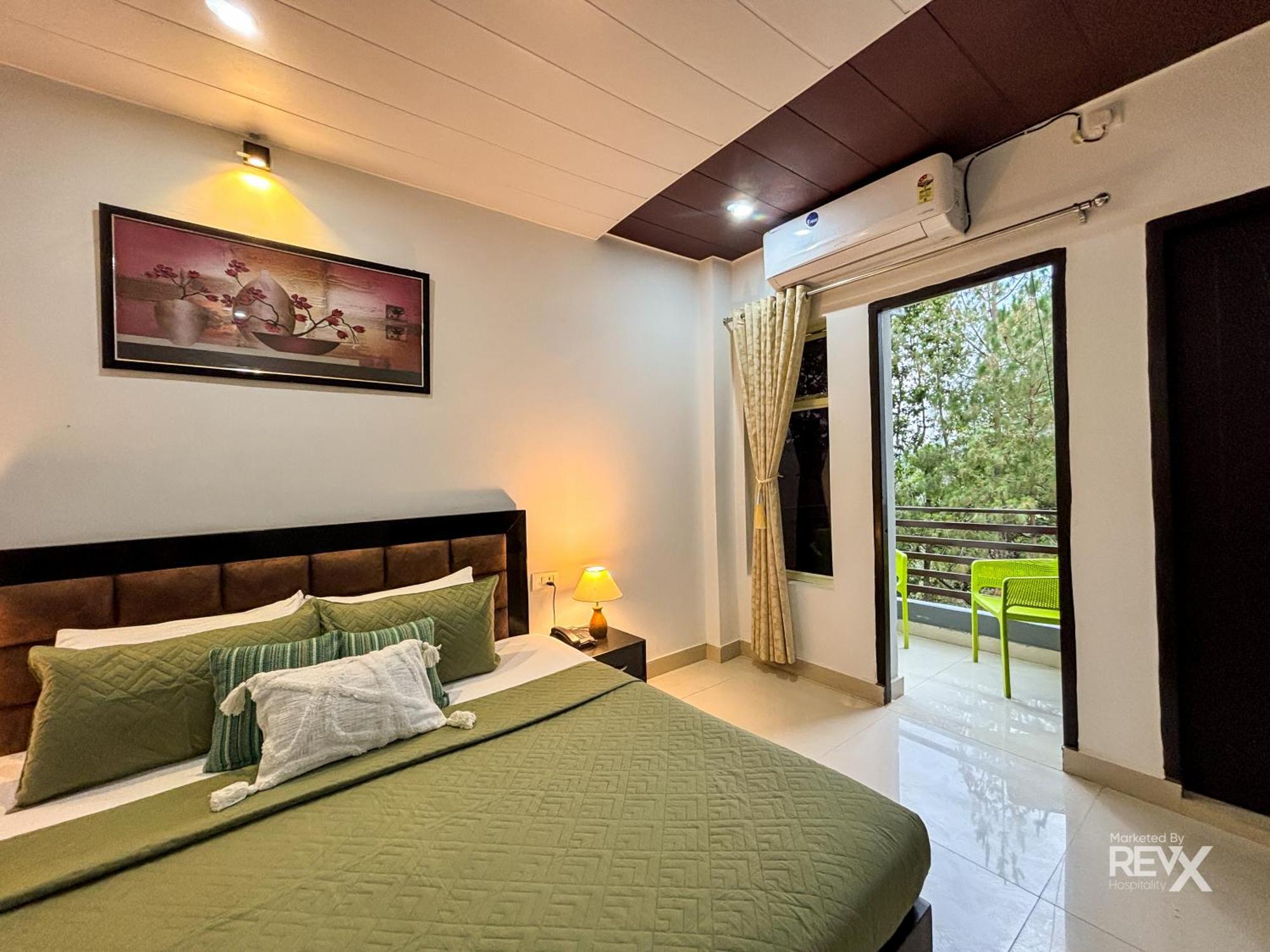 Hotel Prince Valley Lansdowne Kültér fotó